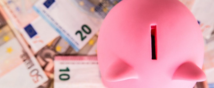 Tirelire et monnaie en Euros