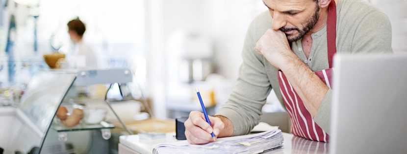  Entrepreneur en pleine reflexion