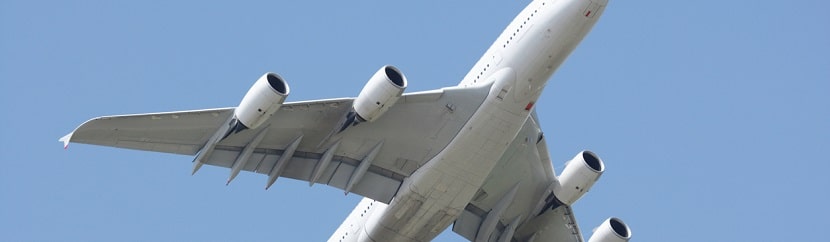 Avion en plein vol 