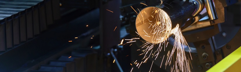 La machine de découpage de laser de fibre coupera le tuyau en acier