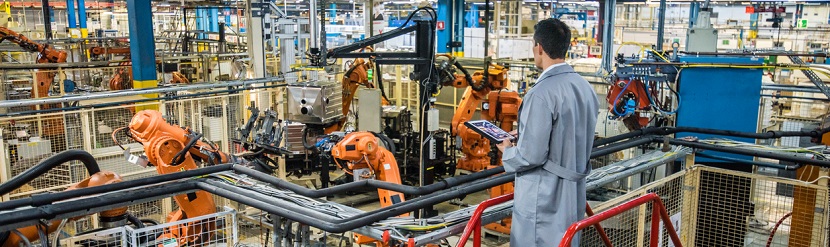 un ingénieur au travail