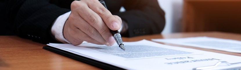 signer contrat d'assurance credit